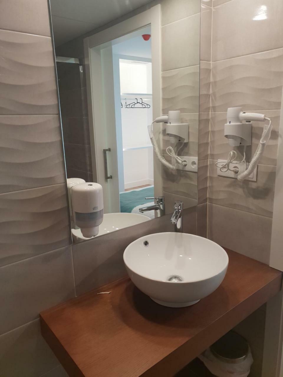 Hostal Cabanas Carboneras de Guadazaón 外观 照片